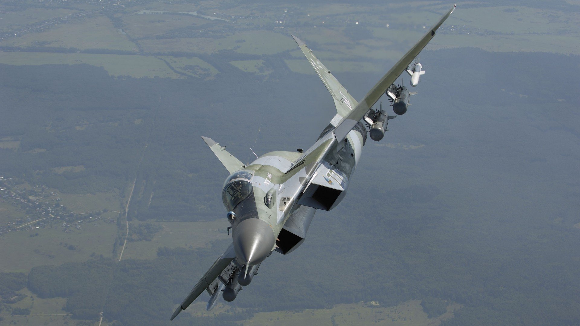 曼联锋线轮换激发前场活力输出,曼联套中锋